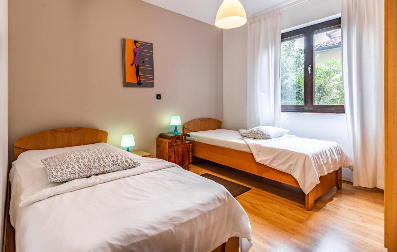 Lovely Apartment In Fazana With Wifi Exterior foto