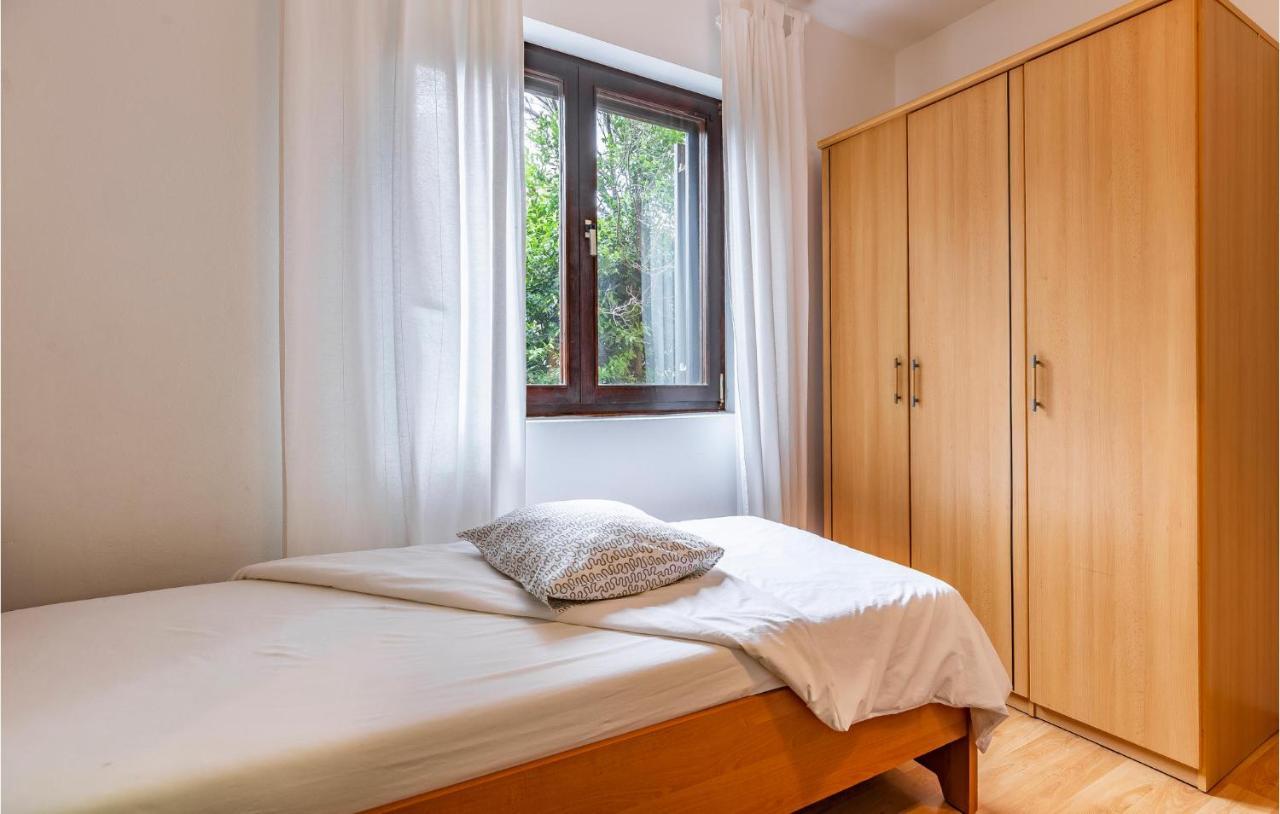 Lovely Apartment In Fazana With Wifi Exterior foto